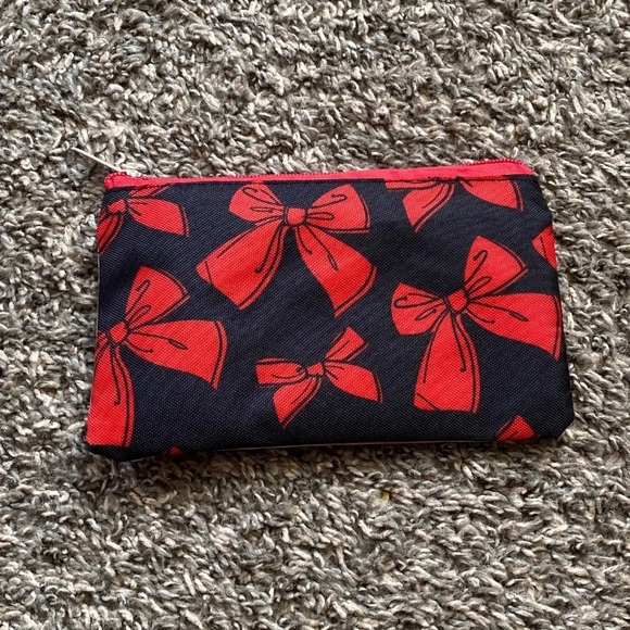 Minnie Mouse Bags - Picture 2 of 5
